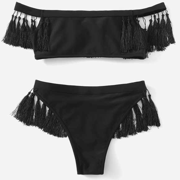 ❤️ LAST ONE! Black Off Shoulder Tassel Bikini Set - Picture 3 of 11